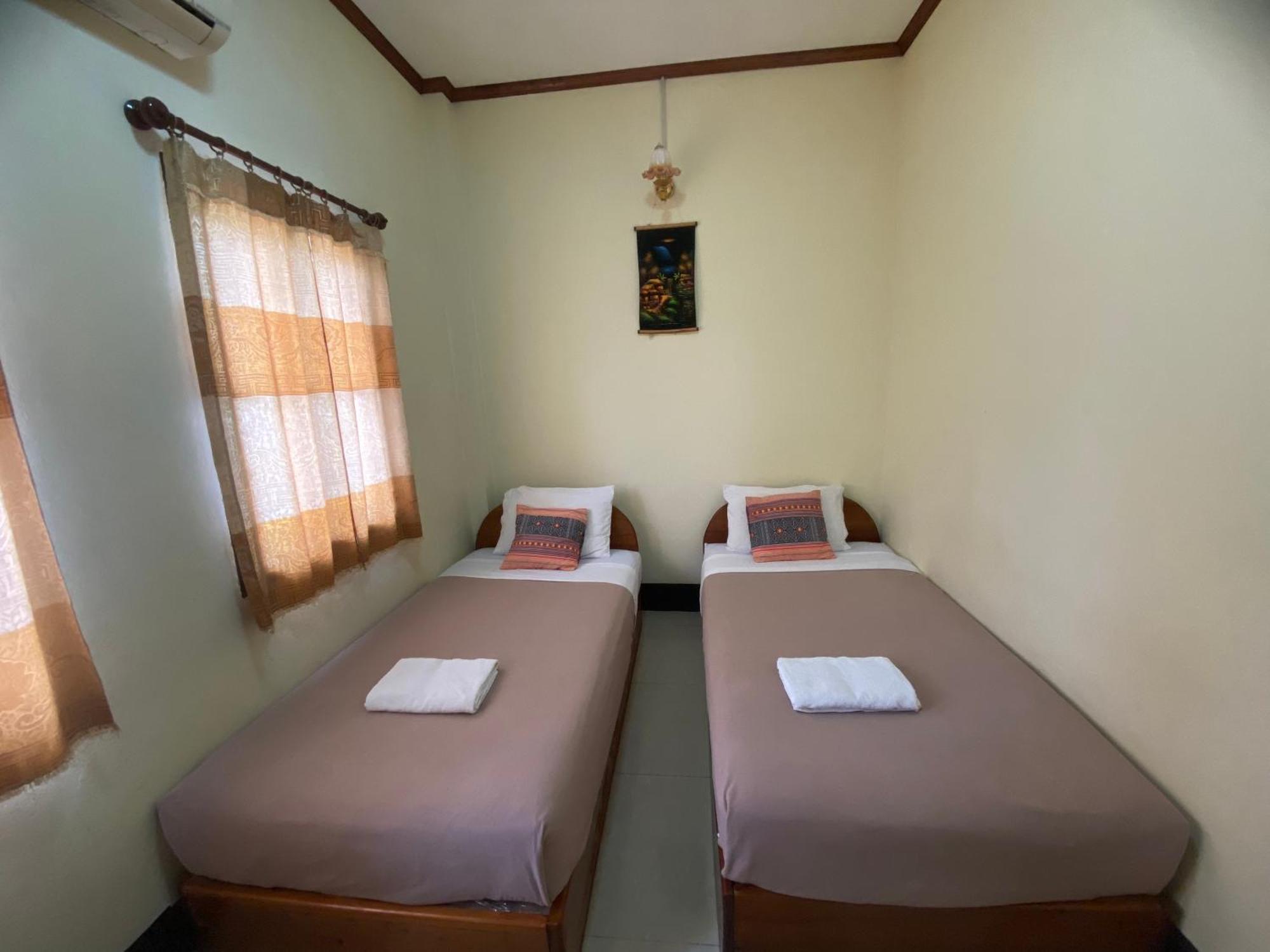 A Tee Guesthouse Luang Prabang Exterior foto