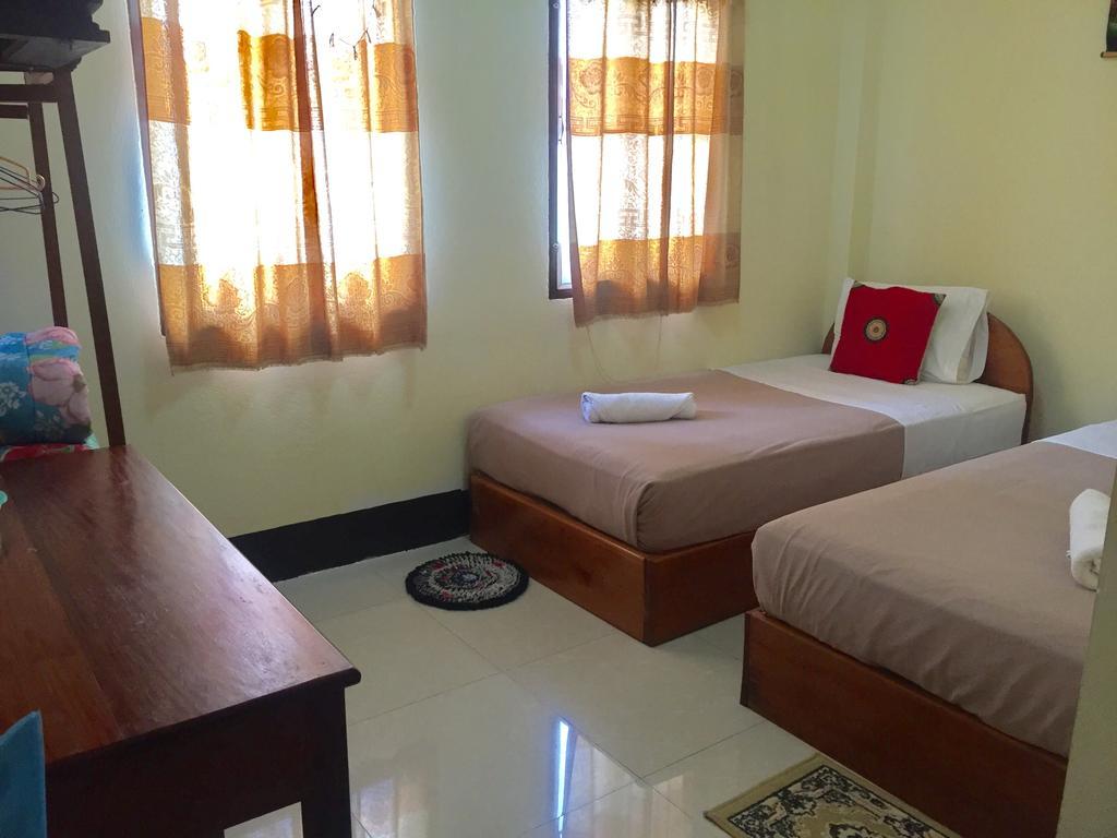 A Tee Guesthouse Luang Prabang Exterior foto
